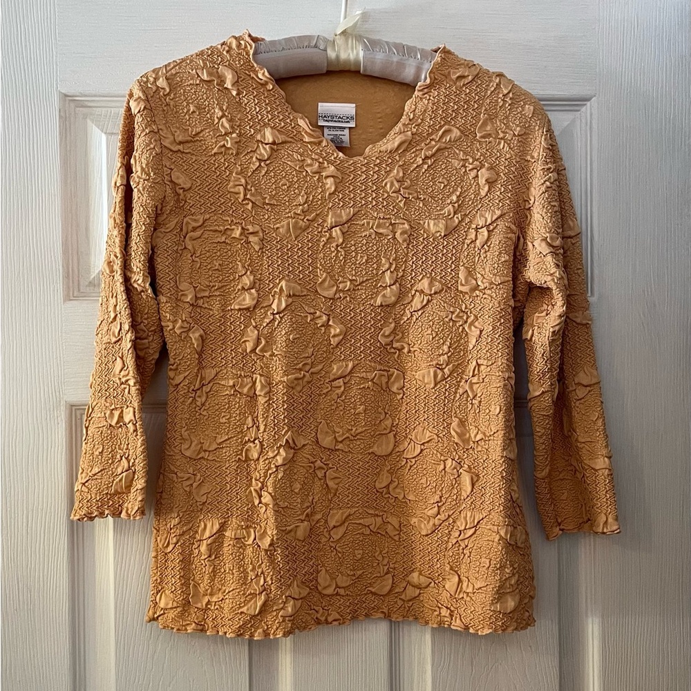 Women’t Textured Haystacks Short Sleeve Top Made in USA
